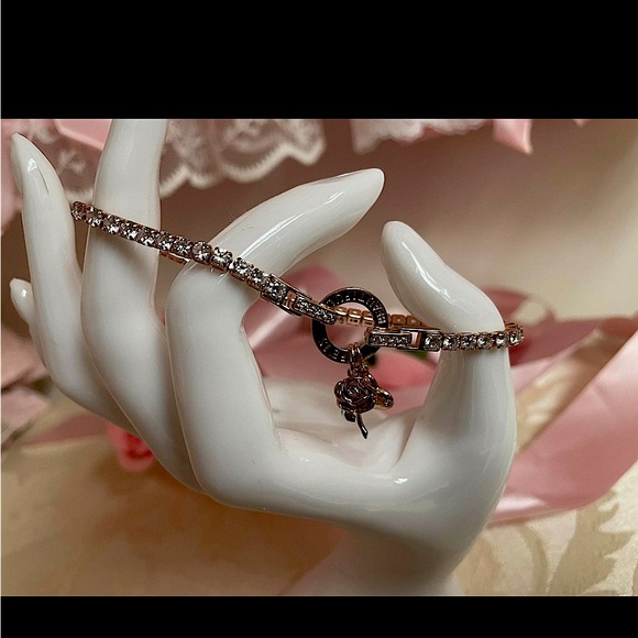 DOVETAIL Diamond Bracelet/NEW In BOX/HEART & ROSE - Picture 2 of 2